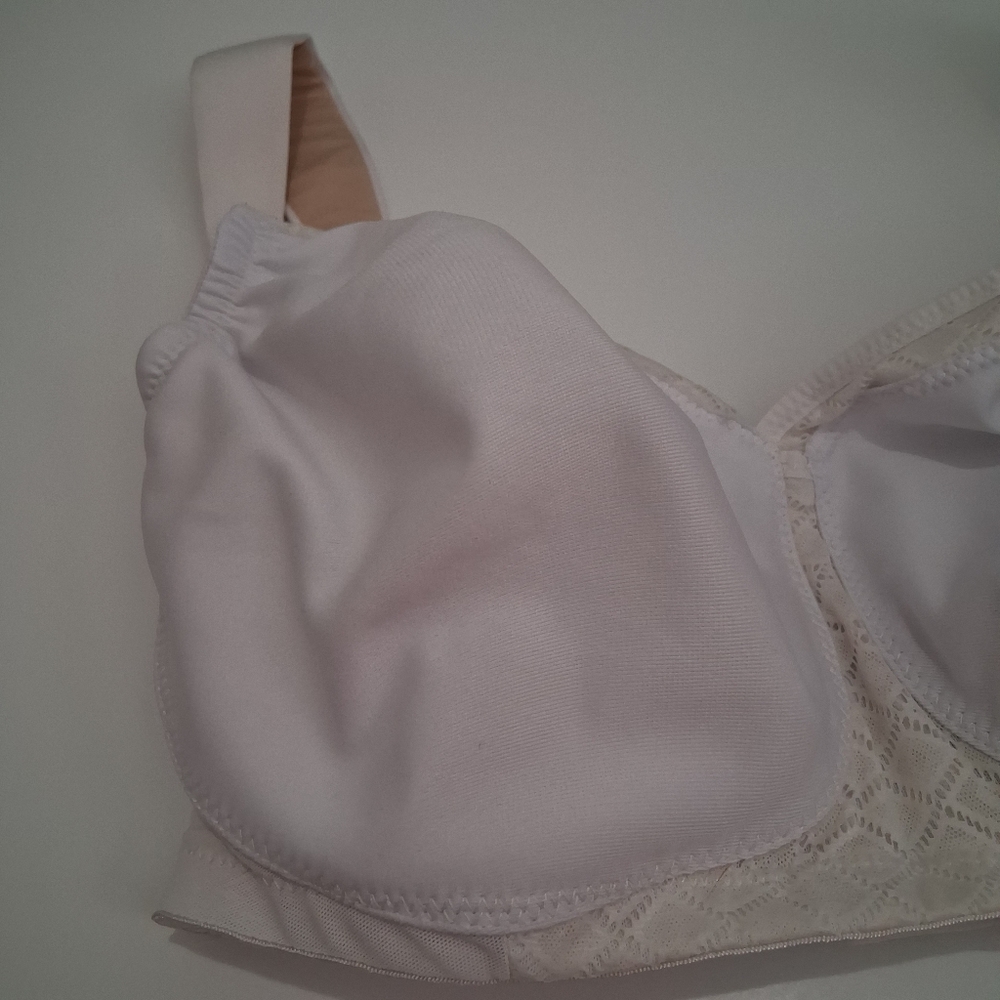 GLAMORISE 36G White Bralette - Picture 2 of 6